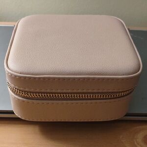 Mele &Co Stow And Go Vegan Leather